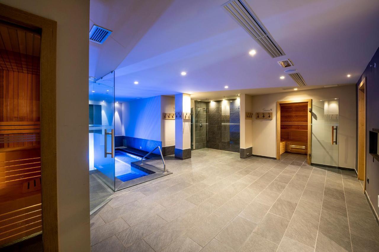 Design & Suite Hotel Ciarnadoi Vigo di Fassa Exterior photo