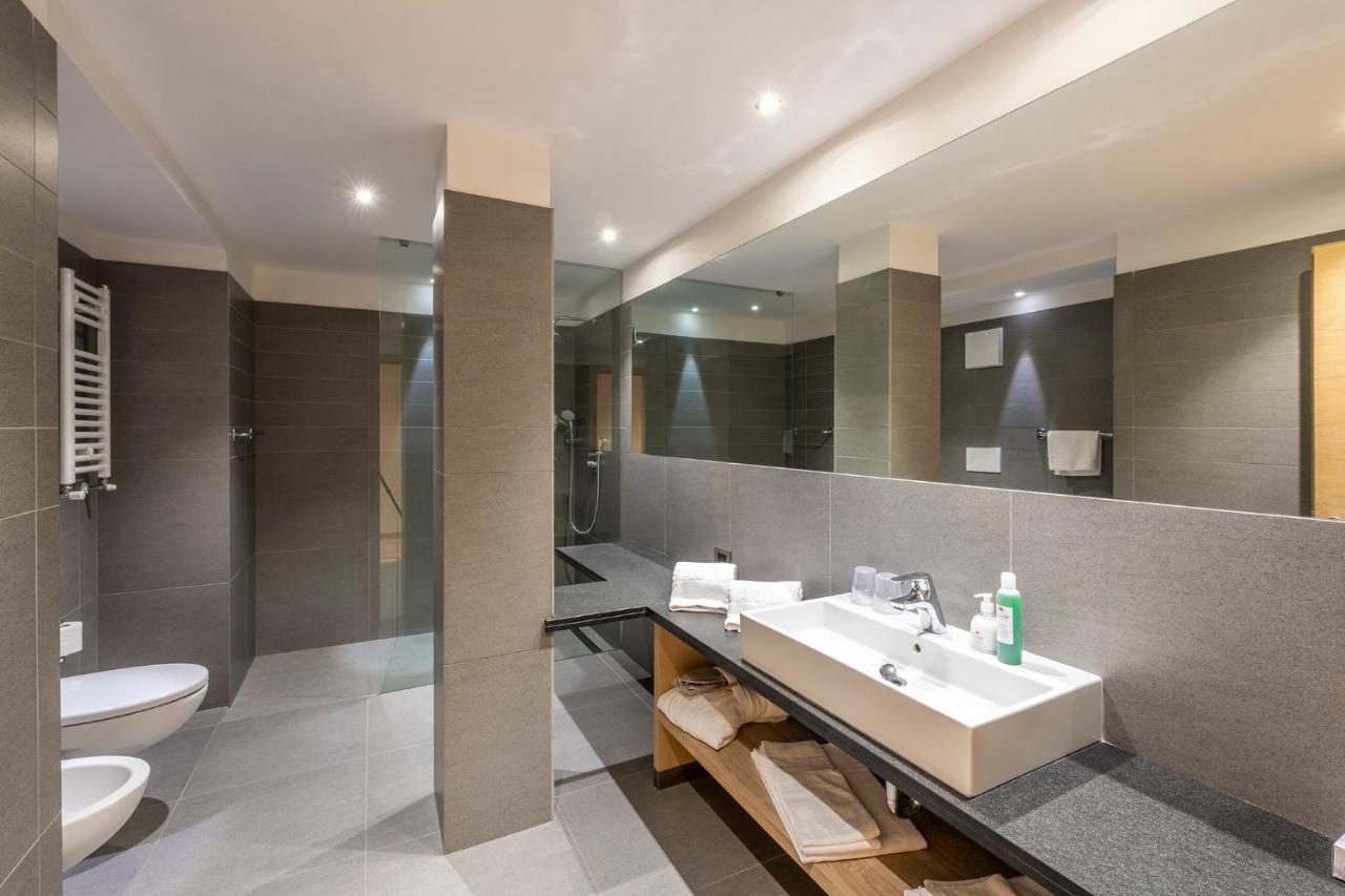Design & Suite Hotel Ciarnadoi Vigo di Fassa Exterior photo