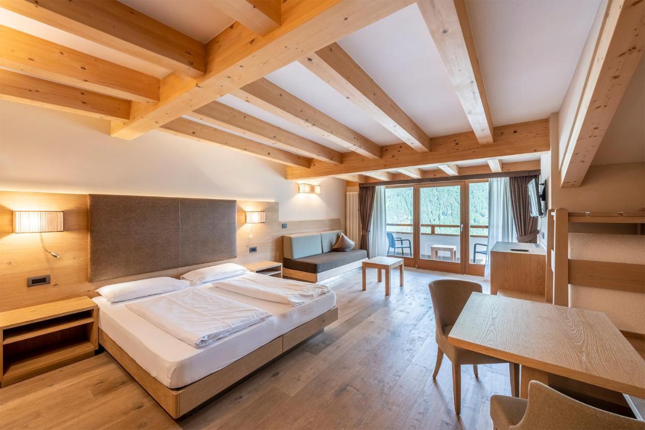 Design & Suite Hotel Ciarnadoi Vigo di Fassa Exterior photo